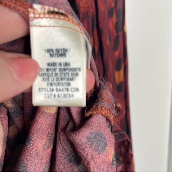 Bella Dahl Maroon Cheetah Print Long Sleeve Button Up Collared Blouse - Picture 8 of 8